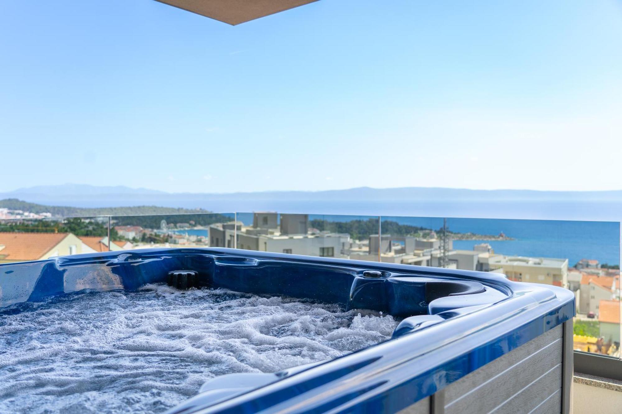 Lux Penthouse Panoramic View With Jacuzzi Apartment Makarska Exterior photo